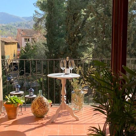 Appartamento Com A Casa Falset Esterno foto